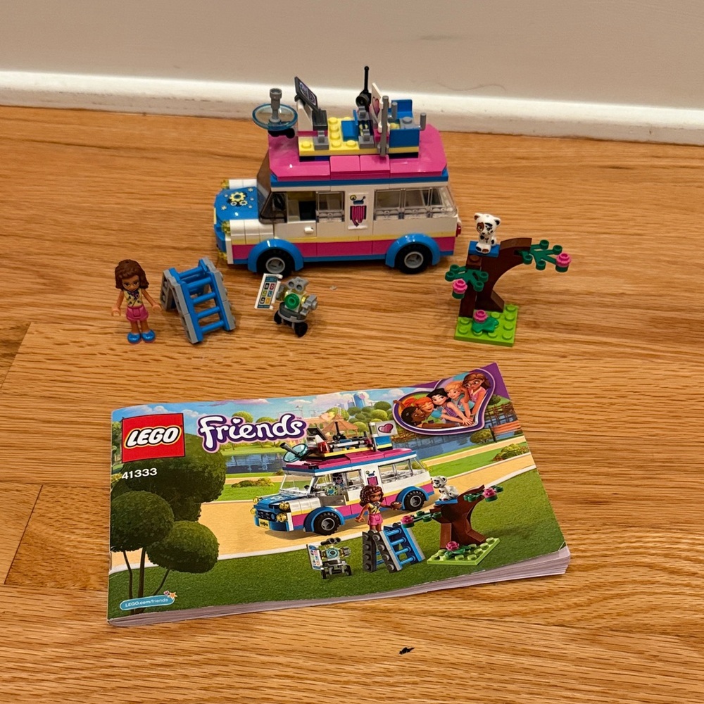 LEGO Friends Olivia’s Mission Vehicle. EUC. 223 pieces.